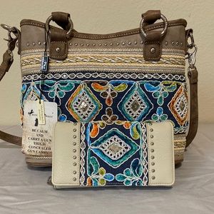 NWT Montana West Concealed Carry Purse W/Matching Wallet. Beautiful!